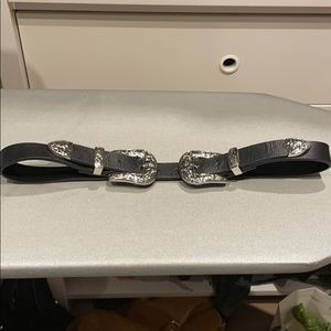 Never worn B-low the belt BriBri slim belt